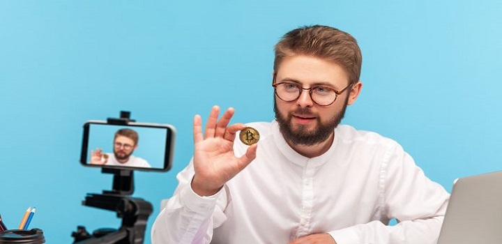 Tribunal de Apelações dos EUA foi favorável a continuação do caso contra dois influenciadores desta criptomoeda que, na verdade, era um esquema Ponzi.