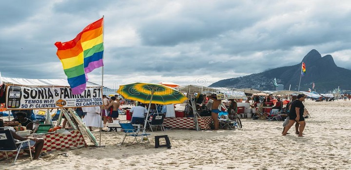 Guia elege praia na farme de amoedo a 2 melhor do mundo para gays