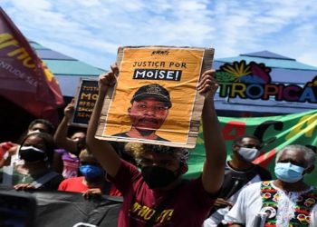 A família de Moïse Kabagambe, brutalmente assassinado na Barra da Tijuca, zona Oeste do Rio de Janeiro, desistiu de assumir os quiosques Biruta e Tropicália