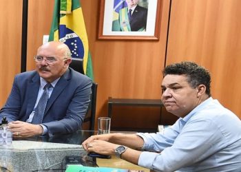 Prefeito diz que pastor lobista pediu propina até em bíblias para liberar recursos do MEC