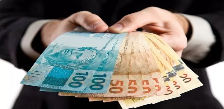 Banco Central informa que R$ 10,69 bilhões estão esquecidos em bancos. 48 milhões de pessoas podem resgatar valores via sistema online; entenda o passo a passo.