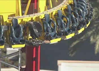 Adolescente de 14 anos morre após cair de elevador em parque de diversões em orlando