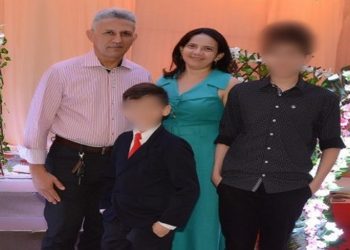 adolescente de 13 anos admitiu ter matado a própria mãe, de 47, e o irmão mais novo, de 7 anos de idade. O crime aconteceu no último sábado (19) na cidade de Patos (PB