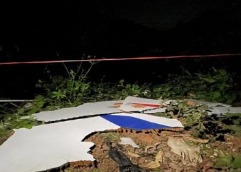 Queda de avião na China