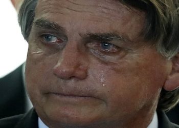 'Eu dirijo a nação para o lado que os senhores desejarem', diz Bolsonaro a pastores