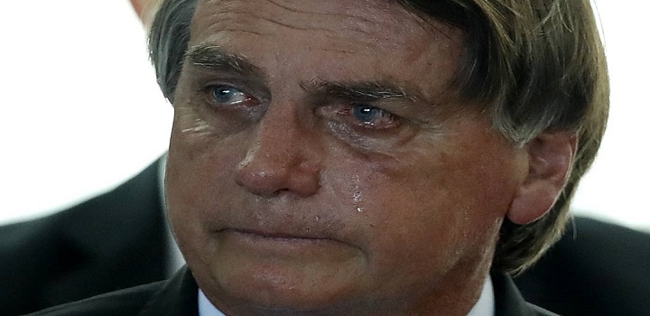 'Eu dirijo a nação para o lado que os senhores desejarem', diz Bolsonaro a pastores