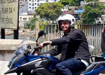 Férias de Bolsonaro no litoral de SP custaram R$ 130 mil por dia aos cofres públicos; total chegou a R$ 915 mil