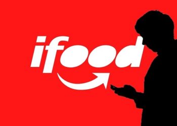 iFood afirmou que em casos de suspeita deve-se confirmar que o estabelecimento usa o serviço; Outro golpe é o cancelamento indevido e o acerto por uma entrega "por fora" do app.