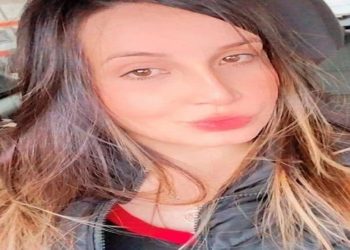 Natacha Lopes Silvério passou pela cirurgia para o implante de duas próteses de 380 ml cada em um centro cirúrgico alugado no hospital pelo médico Pietro Petri.