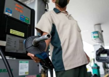 queda no reço da gasolina