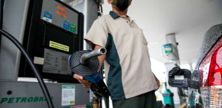 queda no reço da gasolina