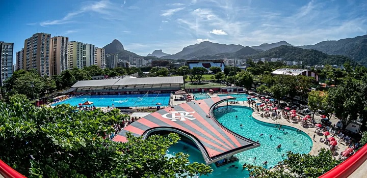 idoso foi preso temporariamente acusado de tentativa de estupro de um menor de idade, em um vestiário da sede do Flamengo... - Veja mais em https://www.uol.com.br/esporte/futebol/ultimas-noticias/2022/03/24/idoso-e-preso-apos-tentar-estuprar-menor-em-vestiario-na-sede-do-flamengo.htm?cmpid=copiaecola