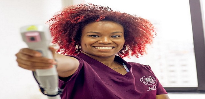 AZarah Flor Estética e Laser ganhou mercado rapidamente por causa de uma técnica que a empresária desenvolveu para fazer depilação a laser em pele negra.