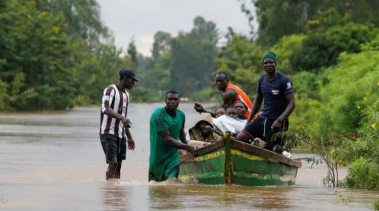 Enchente na África do Sul: Fenômeno climático já matou centenas de pessoas no sudeste sul-africano