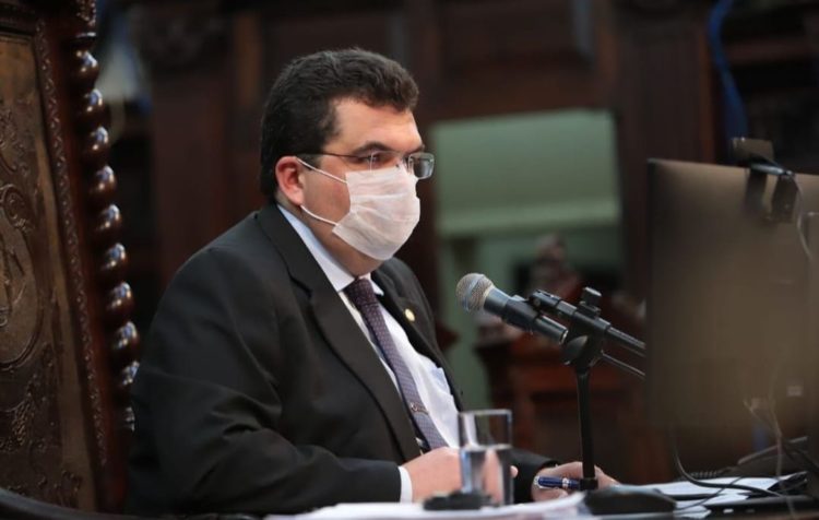 Deputado Chico Machado vai disputar reeleição para a Alerj