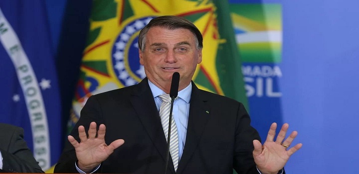 Bolsonaro fala sobre compra de viagra pelo exercito e proteses penianas