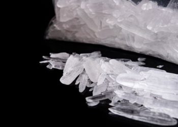 Efeitos da metanfetamina crystal no usuários
