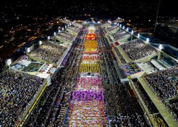 Escolas de Samba no carnaval 2022 no RJ
