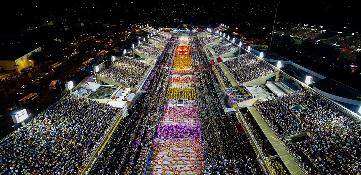 Escolas de Samba no carnaval 2022 no RJ