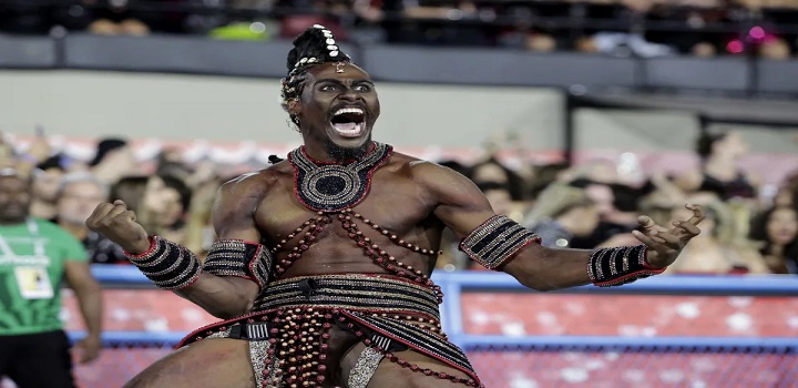 Acadêmicos do Grande Rio leva pela primeira vez o título do Carnaval do Rio de Janeiro em 34 anos