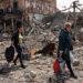 Kiev diz haver relatos de ataque químico em Mariupol, e Reino Unido verifica as informações. Prefeito afirma que mais de 10 mil civis já morreram na cidade. Zelenski fala em "nova fase de terror contra a Ucrânia".