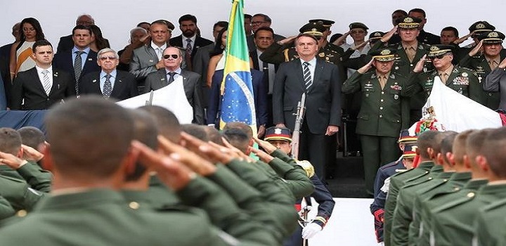 Depois de revelados os gastos milionários das Forças Armadas com viagra, picanha, remédio para calvície, heineken e prótese peniana, documento mostra que os militares reservaram R$ 546 mil para comprar botox