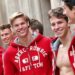 Documentário da Netflix mostra a preocupante ascensão da Abercrombie Apesar do novo slogan de inclusão, marca nasceu e ascendeu com a mensagem de que era preciso ser branco e ter um corpo musculoso para ser "legal"
