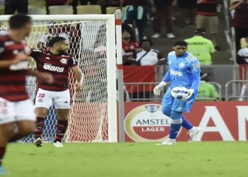 Vitória do Flamengo contra o Sporting Cristal
