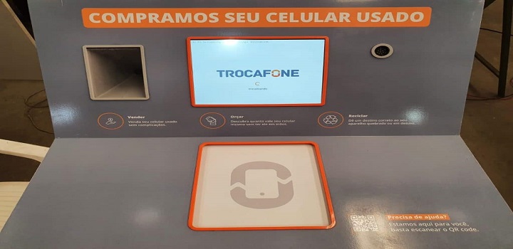 Duas máquinas automáticas para venda de celular usado foram inauguradas em São Paulo