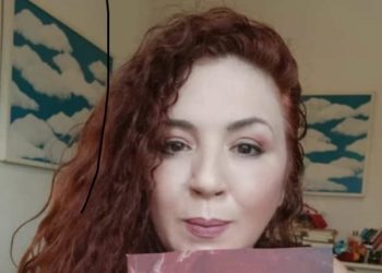 Livro de Mara Coradello: Crítica de Deneval Siqueira de Azevedo Filho