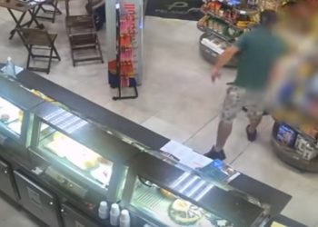 Vídeo mostra momento em que policial federal atira contra clientes de posto de gasolina em Curitiba