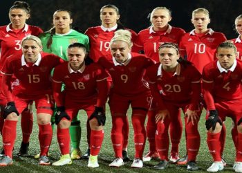 Uefa proíbe times russos de competições masculinas e femininas “até novo aviso” Candidatura da Rússia para sediar a Eurocopa de 2028 ou 2032 também foi considerada inelegível