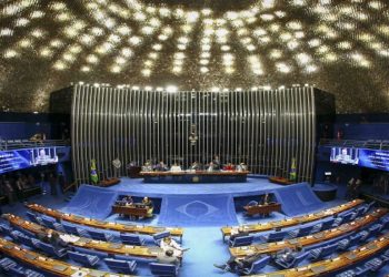 Senado aprova idade máxima de 70 anos para nomeação de juízes e ministros