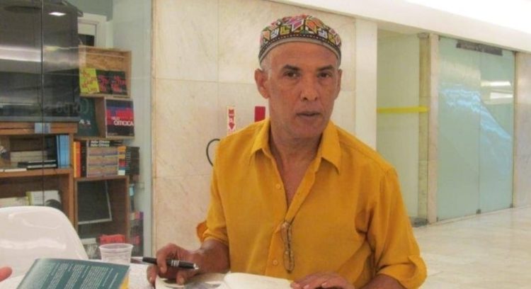 Poesia de Waldo Motta: Analise de Deneval Siqueira de Azevedo Filho