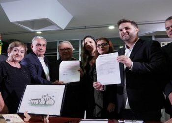 Alerj vai restaurar arquivo público de campos