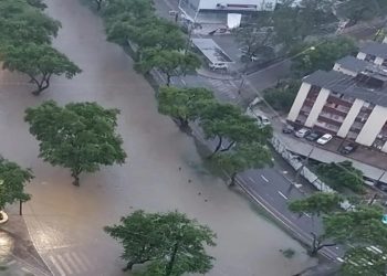 30 mortos em recife por causa das chuvas