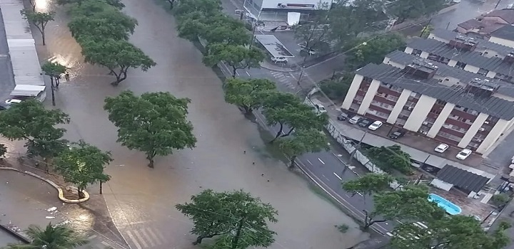 30 mortos em recife por causa das chuvas