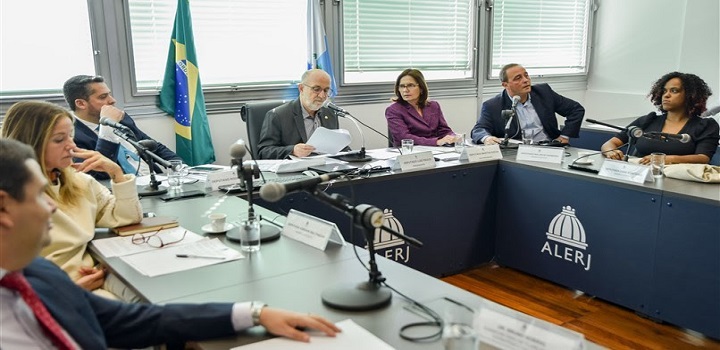 Dos R$ 184 bilhões da dívida pública do estado do Rio de Janeiro, 61% têm como credor diretamente a União e 16% estão relacionados a contratos que têm o Governo Federal como garantidor.