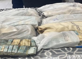Operação apreende quase R$ 2 milhões em dinheiro na casa da delegada Adriana Belém