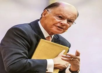 MPF: Justiça condena Record e Band a reduzir tempo televisivo para igrejas