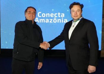 Musk e Bolsonaro se reunem para tratar de satelites na Amazonia