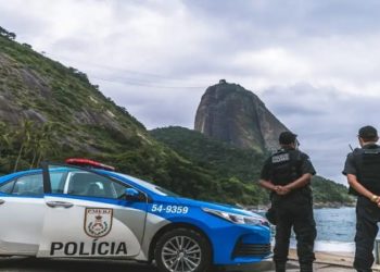 Policiais militares vão usar câmeras no uniformes