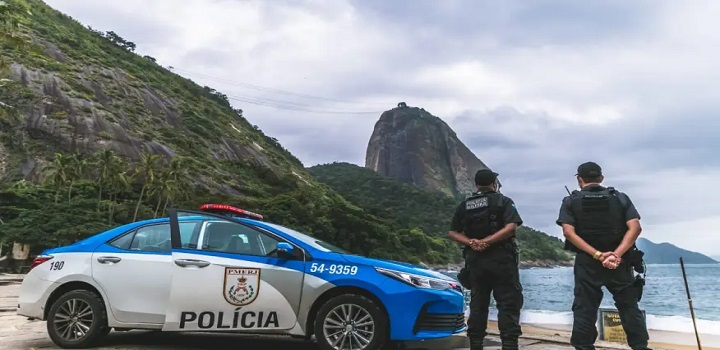 Policiais militares vão usar câmeras no uniformes