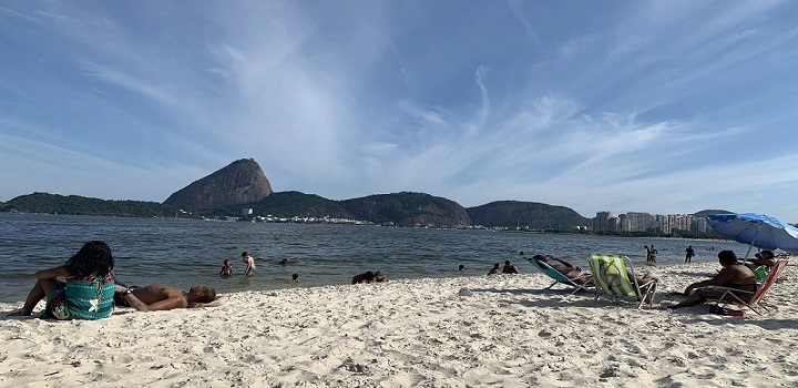 Praias do RJ apresentam areias com coliformes fecais