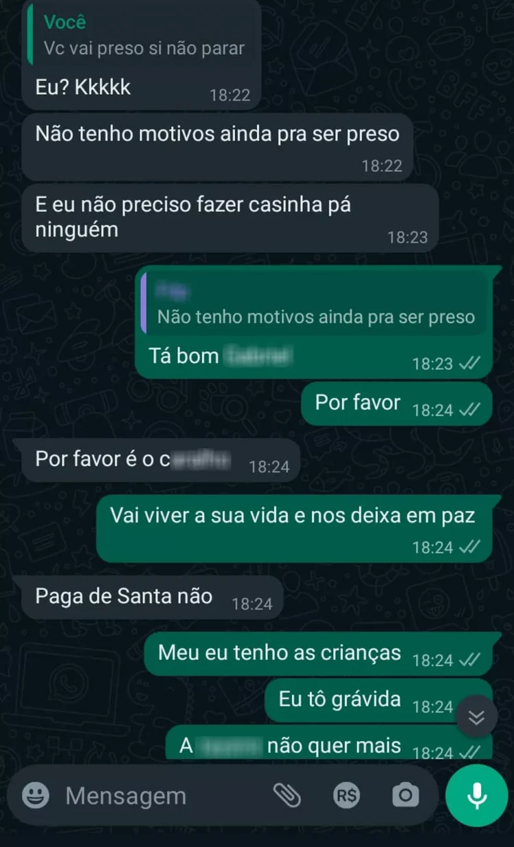 Em mensagens, mãe que encontrou filha com nome do ex tatuado no rosto pede que ele aceite o fim do namoro — Foto: Arquivo pessoal