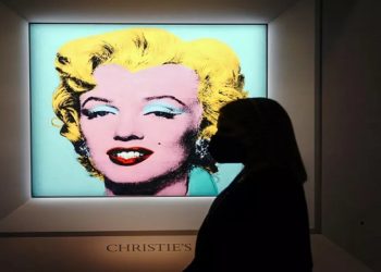 Retrato de Marilyn Monroe feito por Andy Warhol é leiloado por US$ 195 milhões e torna obra mais cara do século 20