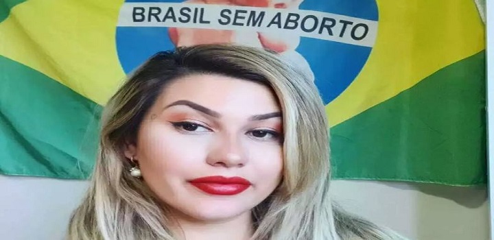 Mudança da influencer Sara Winter