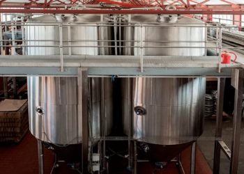 Um homem de 32 anos morreu ao entrar em um tanque de cerveja de uma empresa em Lauro Müller (SC)