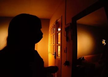 sAIBA SOBRE A MENINA GRÁVIDA ESTUPRADA IMPEDIDA DE FAZER ABORTO EM SC