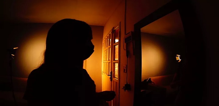 sAIBA SOBRE A MENINA GRÁVIDA ESTUPRADA IMPEDIDA DE FAZER ABORTO EM SC